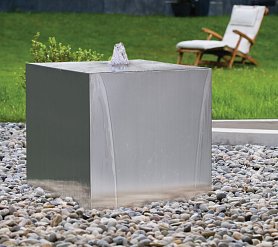 Nerezová zahradní fontána - Cube