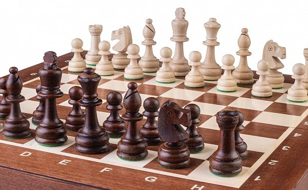 Turnajové šachy velikost 4 - mahagon