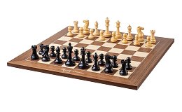 Dřevěné šachy Judit Polgar + 2 dámy