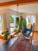 Houpací sedačka se stojanem La Siesta Udine Organic