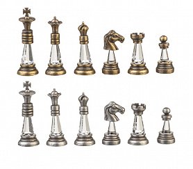 Skleněno-kovové šachové figurky
