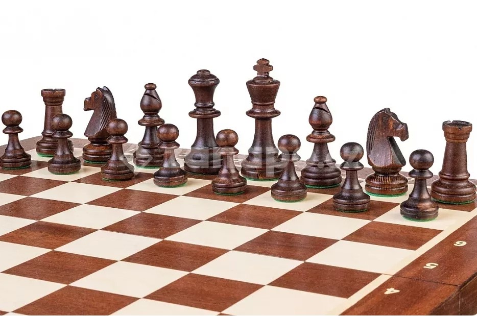Šachovnice s figurkami Staunton.